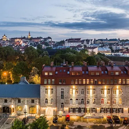 Stylish Near Old Town Apartment Tallinn