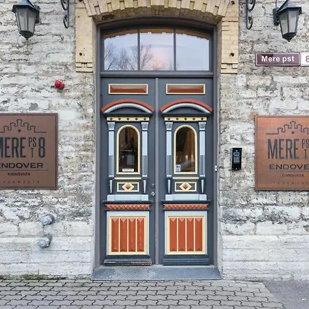 Stylish Near Old Town Daire *