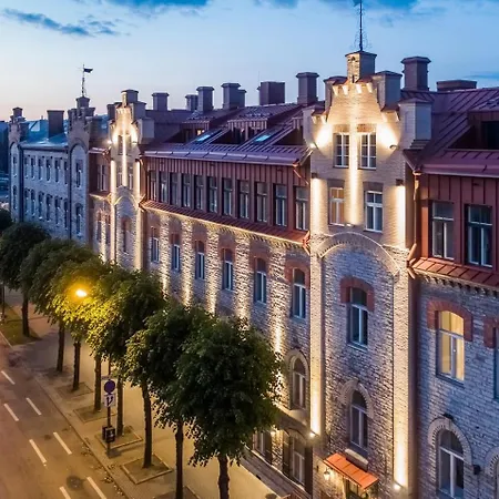 Stylish Near Old Town